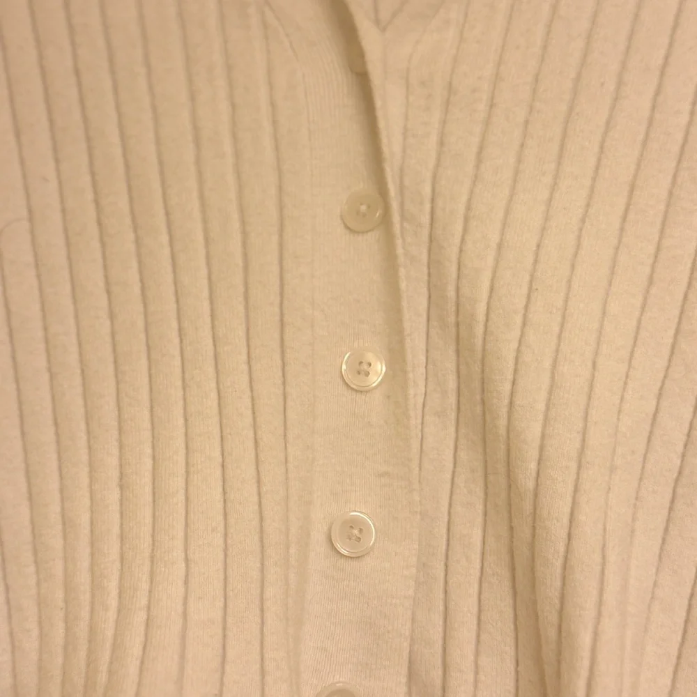 Universal Thread Cream Ribbed Cardigan - Picture 3 of 4